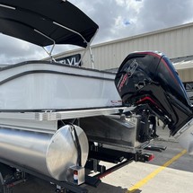 Larson LX 850 Classic SF