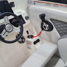 Sea Ray Sun Sport 230