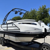 Regal 23 RX Surf