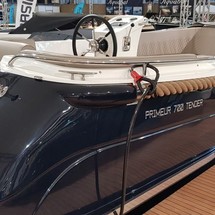 Seafarer 535 pilot boat - inboard diesel
