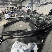 Lund Boats 2175 Pro-V Sport