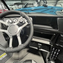 Lund Boats 2175 Pro-V Sport