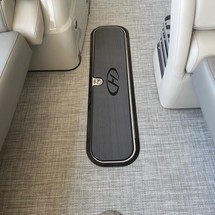 Premier Pontoons Grand Isle 250