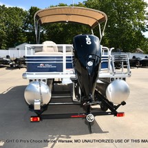 Sun Tracker Fishin Barge 22 DLX