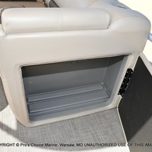 Sun Tracker Fishin Barge 22 DLX