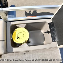 Sun Tracker Fishin Barge 22 DLX