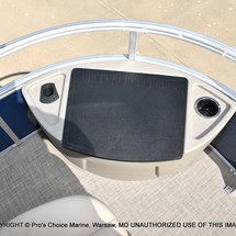 Sun Tracker Fishin Barge 22 DLX