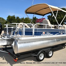 Sun Tracker Fishin Barge 22 DLX