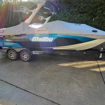 Malibu Wakesetter 23 LSV