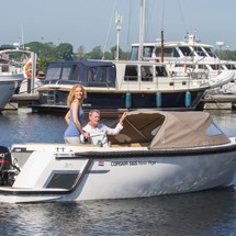 Corsiva 565 tender