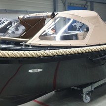 Corsiva 565 tender