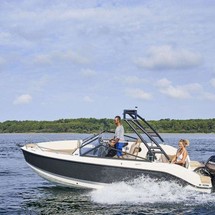 Quicksilver Activ 605 Bowrider