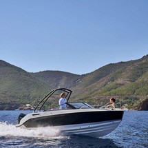 Quicksilver Activ 675 Bowrider