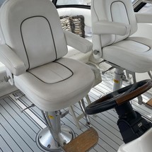Sea Ray 580 Sedan Bridge