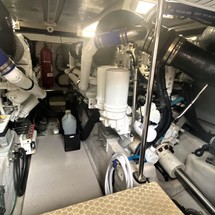 Sea Ray 580 Sedan Bridge