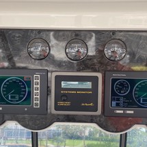 Sea Ray 580 Sedan Bridge