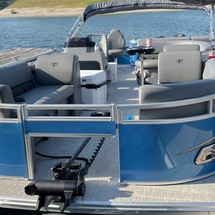 Premier Pontoons S-Series RF