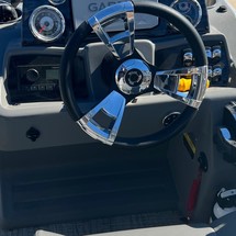 Premier Pontoons S-Series RF
