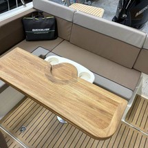 Quicksilver Activ 755 Sundeck