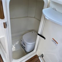 Sea Ray SPX 230 OB