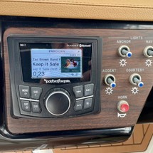 Sea Ray SPX 230 OB
