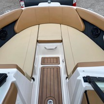 Sea Ray SPX 230 OB