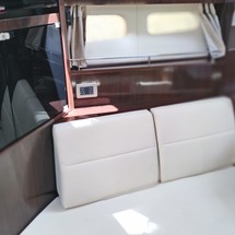 Sea Ray 350 Sundancer