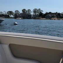 Sea Ray 220 Sundeck