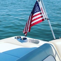 Sea Ray 220 Sundeck
