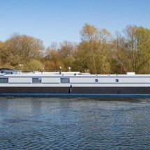 Wide beam narrowboat 65 x 12 hanbury monarch