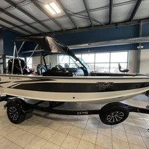 Lund Boats 1875 Pro-V Sport