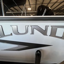Lund Boats 1875 Pro-V Sport