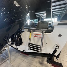 Lund Boats 1875 Pro-V Sport