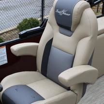 Sunchaser Boats Geneva Cruise 22 LR DH