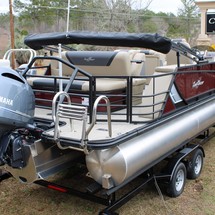 Sunchaser Boats Geneva Cruise 22 LR DH