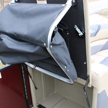 Sunchaser Boats Geneva Cruise 22 LR DH