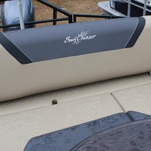Sunchaser Boats Geneva Cruise 22 LR DH
