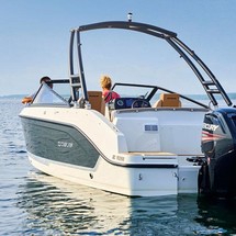 Quicksilver Activ 605 Bowrider