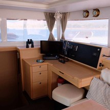 Lagoon 450 F
