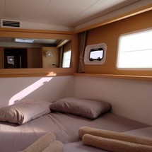 Lagoon 450 F