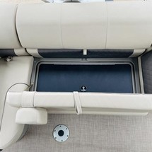 Sun Tracker Fishin Barge 20 DLX