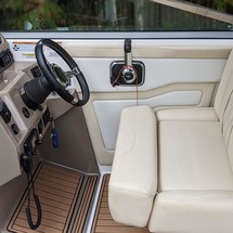 Regal 28 Express