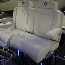 Fountain 38 center console te