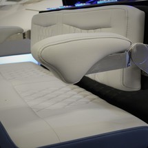 Fountain 38 center console te