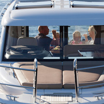 Nimbus 305 Coupe