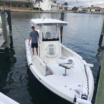 Ranger boats 2400 bay
