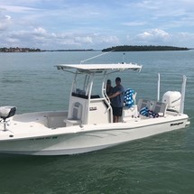 Ranger boats 2400 bay