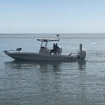 Ranger boats 2400 bay