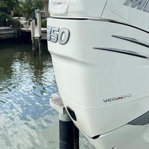 Ranger boats 2400 bay