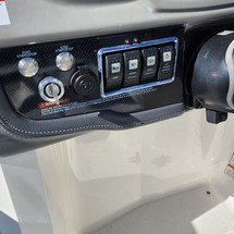 Chaparral 243 Vortex VRX